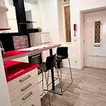 Vanesia Boutique